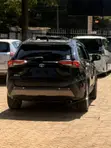 Toyota RAV4 2019 Nyekundu - 2