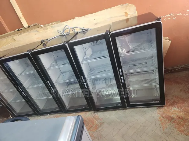 B-Type 180L Display Fridge Nyeusi - 1