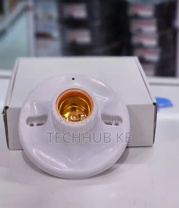 WiFi Bulb Holder Security Camera with Remote Phone Monitoring - 1
