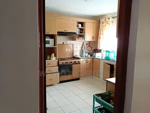 Bungalow ya Vyumba 6 vya Kulala na DSQ Mtaa wa Oloolua, Ngong