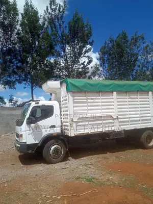 Lori la Mitsubishi Fuso FA/FI