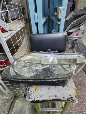 Honda Airwave Xenon Headlights (Zilizotumika, Zilitoka Japan)