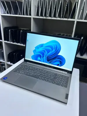 Laptopi ya Lenovo ThinkBook 15s Gen 2 - Intel Core i7, 16GB RAM, 512GB SSD
