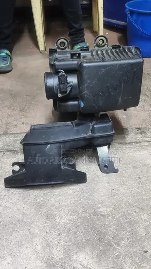 Sanduku la Kisafishaji Hewa kwa Injini ya Petroli ya Mazda CX-5 (Iliyotumika)