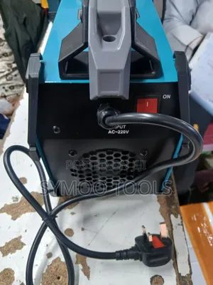 Brand New Makita Inverter Welding Machine (950A)