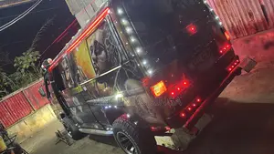 Nissan Caravan (Urvan) 1997 - Matatu ya Mtwapa Route
