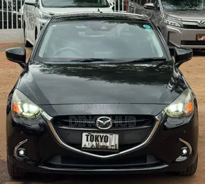 Mazda Demio 2019 Nyeusi