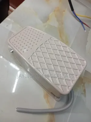 Industrial Foot Pedal Switch - Single Pedal