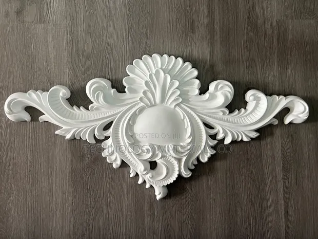 Elegant White Decorative Wall Applique | Ornamental Moulding - 1
