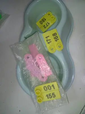 Ear Tags za Rangi Nyingi