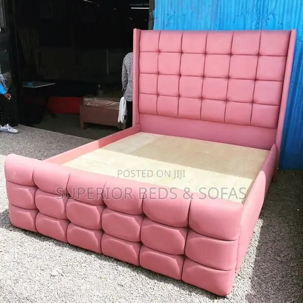 Superior Beds 5x6 Opulent Pink Grid Chester Bed - 1