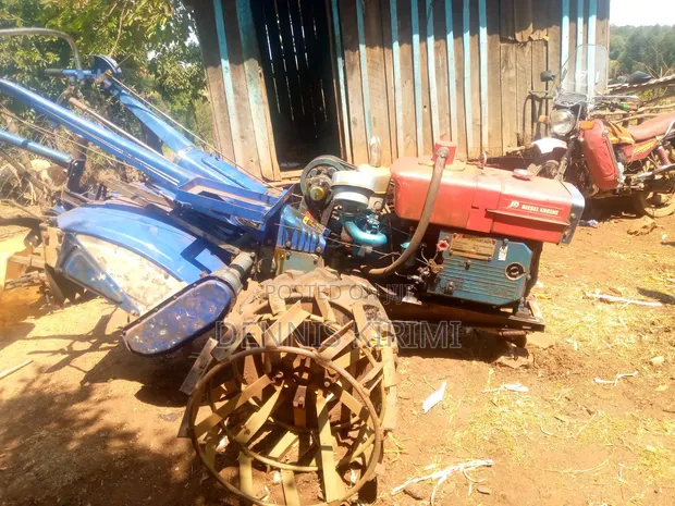 Hand Tractor - 1