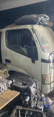 Cabin ya Toyota Dyna - 2