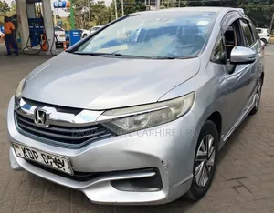 7 Seater Honda Fit Shuttle for Rent
