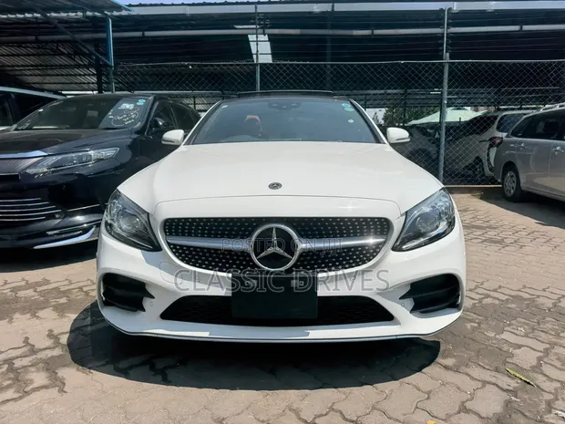 Mercedes-Benz C200 2021 White - 1