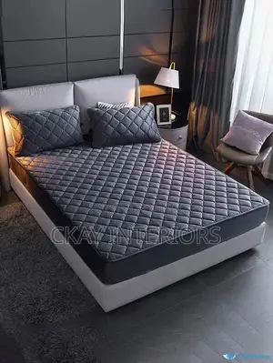 Light & Dark Grey Waterproof Mattress Protector
