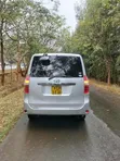 Toyota Noah 2008 Silver - 4