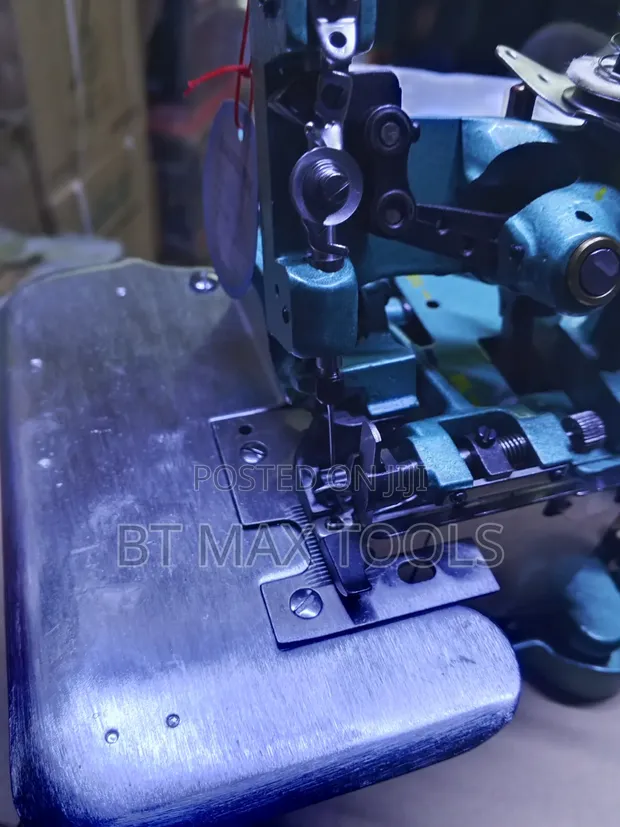 GN1-1D Three-Thread Overlock Sewing Machine Head - 1