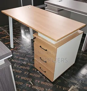 Modern Executive Work Desk - 1400mm