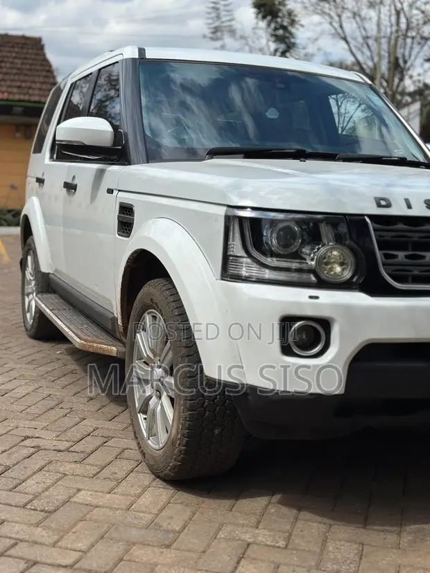 Land Rover Discovery 2015 White - 1
