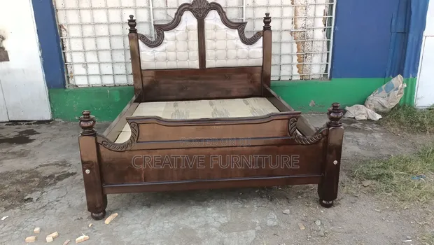 Kitanda cha Mahogany King Size - Kipya Kabisa - 1