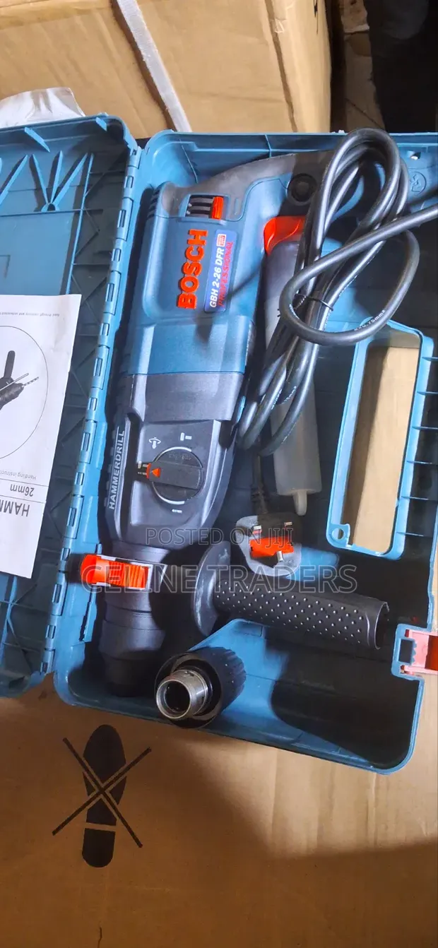 Bosch Rotary Hammer 800W - 1