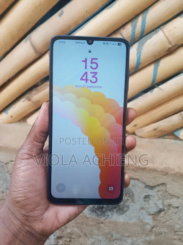 Samsung Galaxy A06 128GB Black - 1