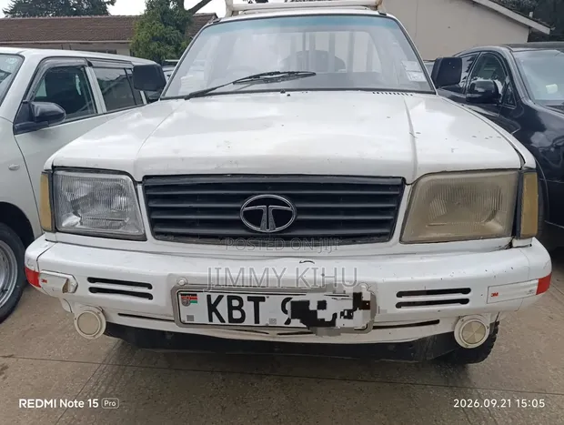 Tata Xenon 2012 Nyeupe - 1