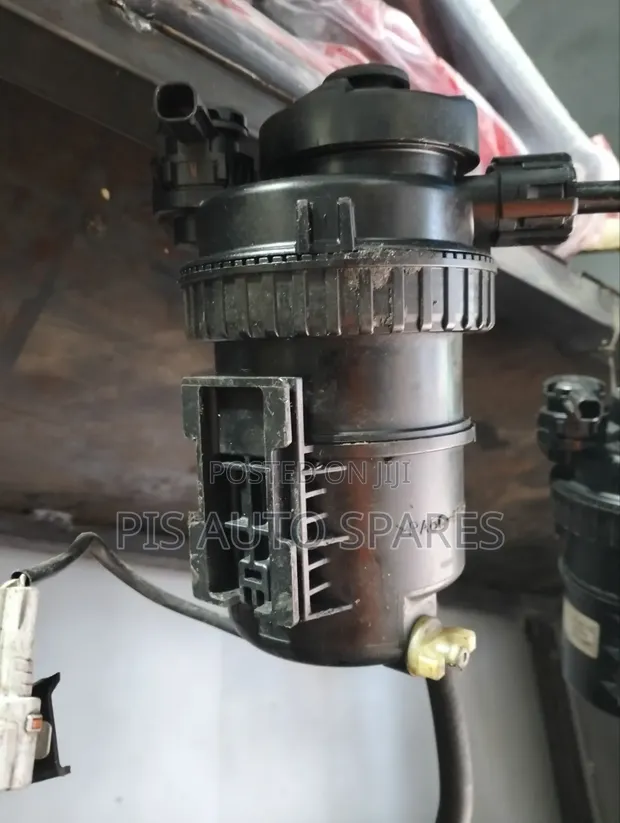 Toyota Hilux Vigo Fuel Pump (Used) - 1