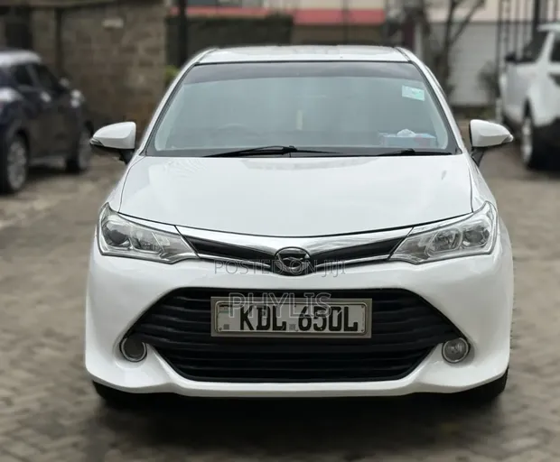 Toyota Axio 1.5 G 2WD 2015 Nyeupe - 1
