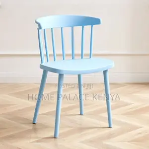 Durable Plastic Dining Chair for Home & Cafe Use