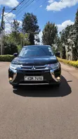Mitsubishi Outlander 2016 PHEV Nyeusi - 1