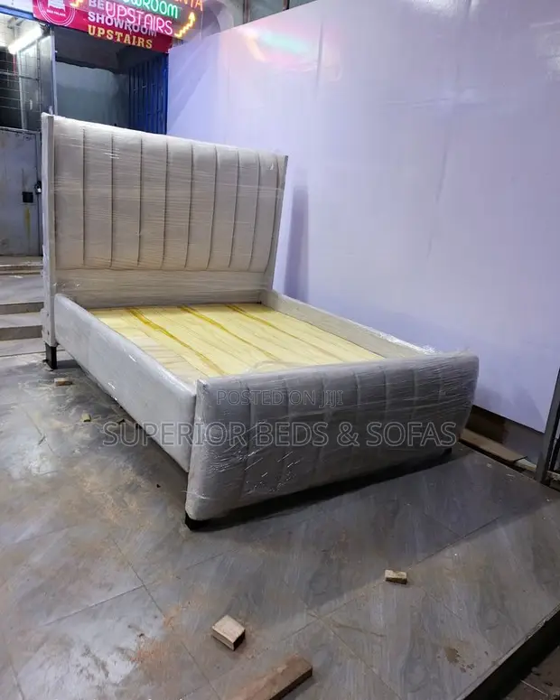 Superior Beds 5x6 Kitanda cha Chester Kijivu chenye Ribbed - 1
