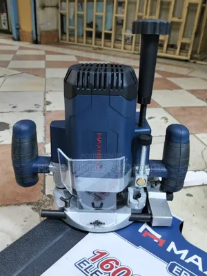 Maxmech 1600W Wood Router - Set Kamili
