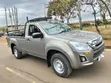 Isuzu D-MAX 2022 Beige - 2