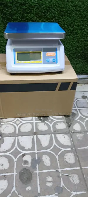 Brand New T-28 Weighing Scale (15kg)