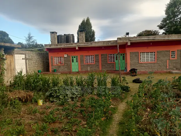 2 Bedroom House for Sale in Karati - 1
