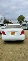 Toyota Axio 2009 Nyeupe - 5
