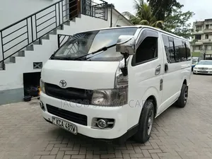 Toyota HiAce 2006