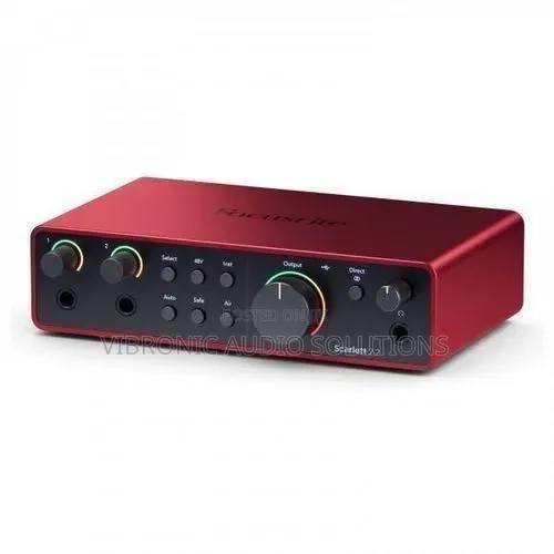Focusrite Scarlett 2i2 4th Gen Audio Interface - 1