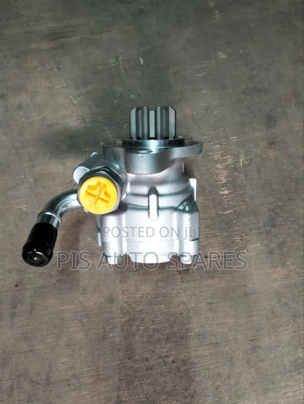 Toyota Hilux 1KD Power Steering Pump (Brand New) - 1