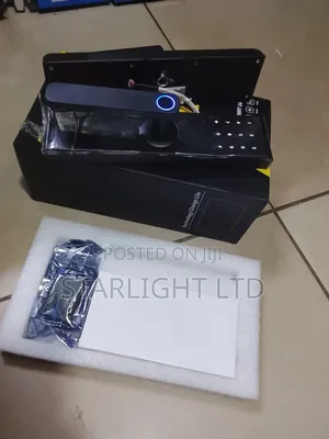 Smart Door Lock with Touchscreen, Fingerprint