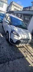 Toyota Sienta 1.5 FWD 2016 Nyeupe - 1