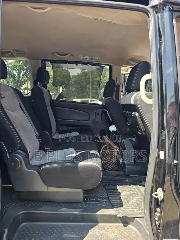 Nissan Serena 2014 - 1