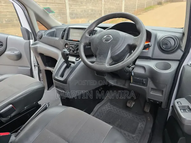 Nissan NV200 2013 Automatic - 1