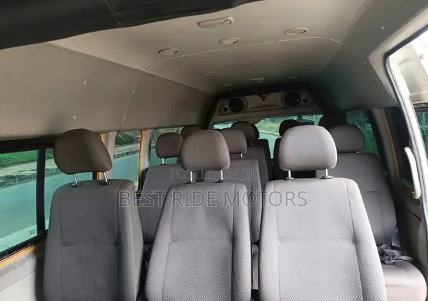Toyota HiAce 2015 2700cc Petrol - 1