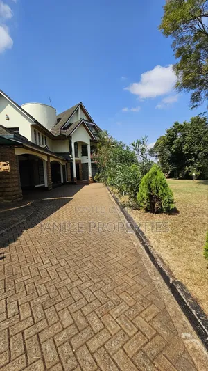 4-Bedroom Maisonette for Sale in Garden Estate, Mountain View