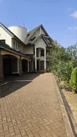 4-Bedroom Maisonette for Sale in Garden Estate, Mountain View - 3