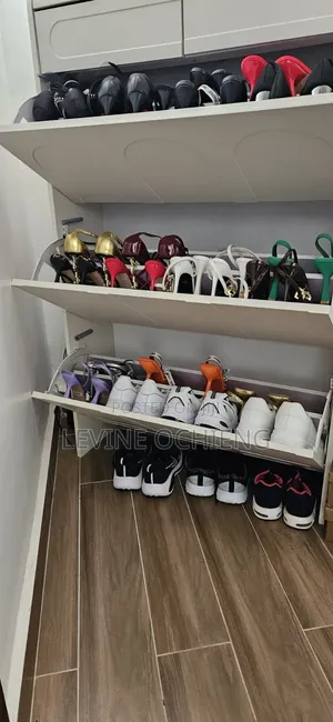 White Shoe Rack (3 Tiers, 24 Pairs)