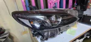 Mazda Atenza 2017 Headlights